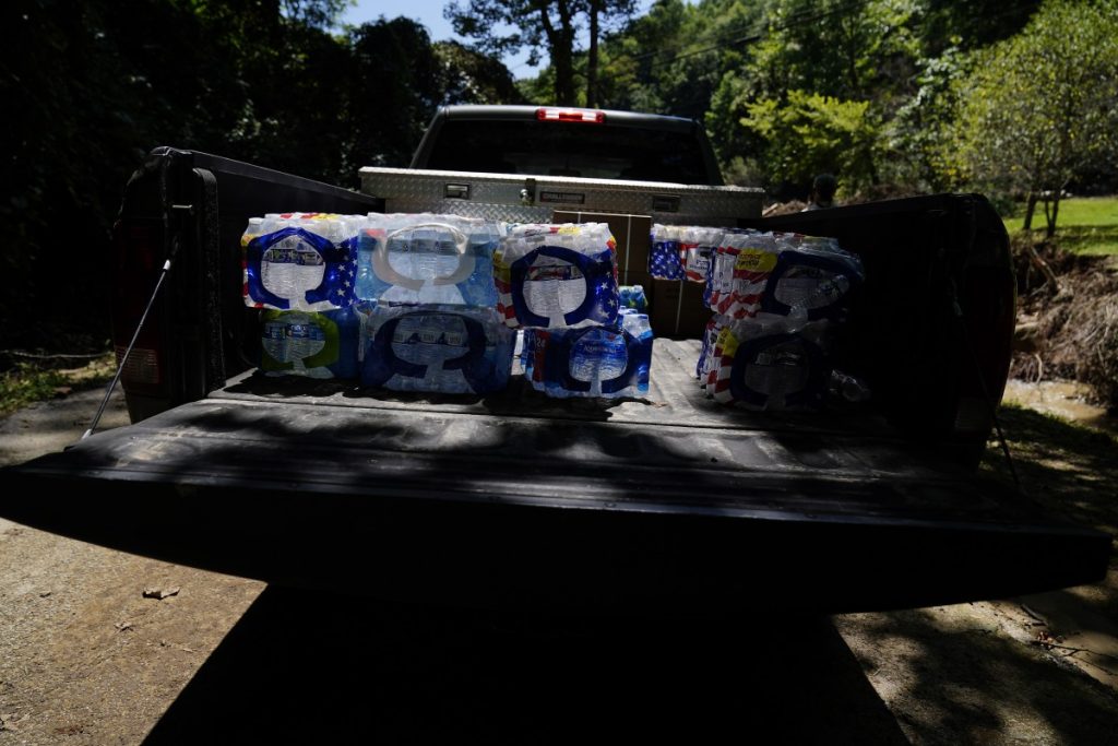 Supplies are seen in a truck bed on Wednesday, Aug. 3, 2022, near Hazard, Kentucky. Photo: Brynn Anderson/AP Photo