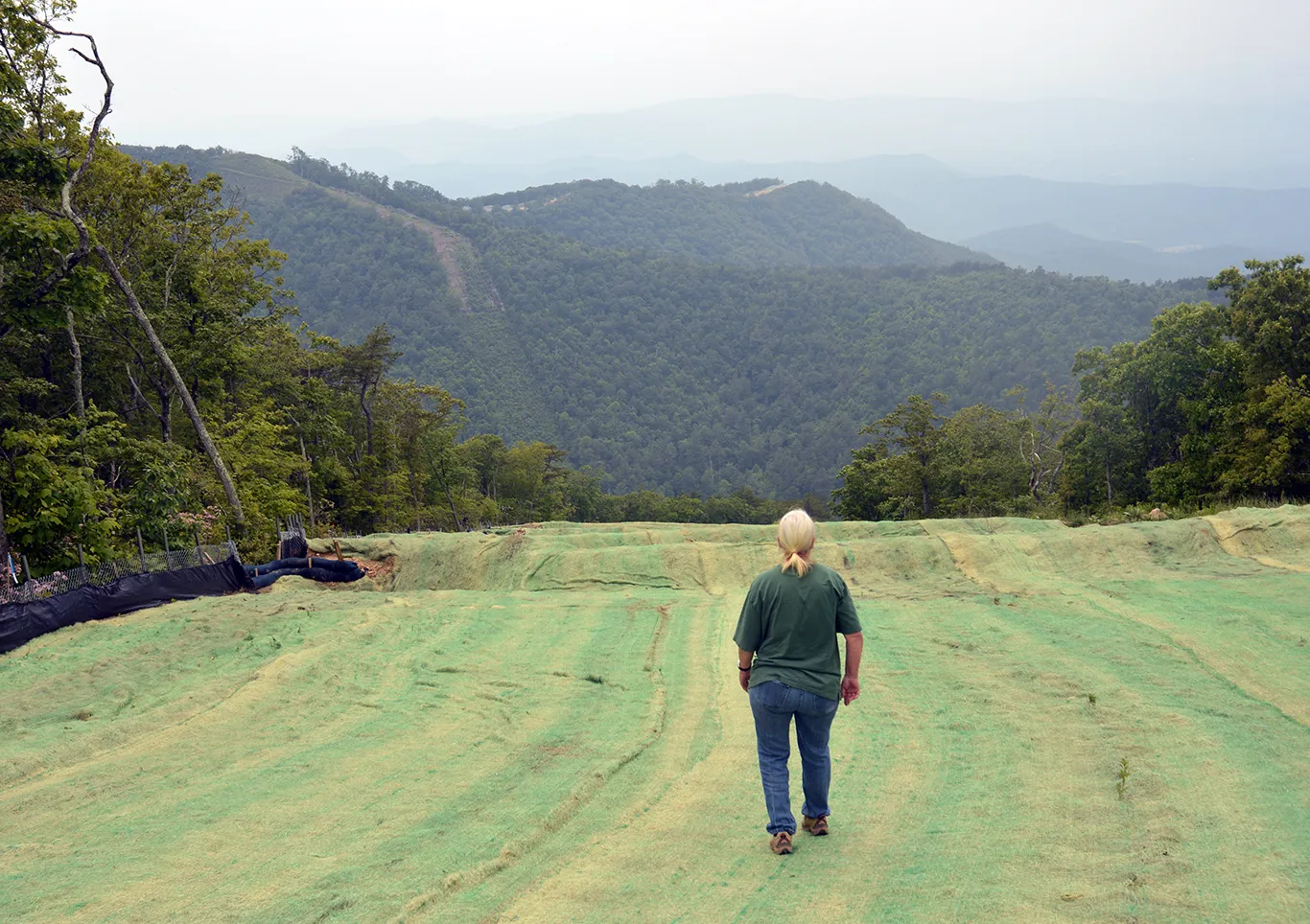 Red Terry traces the path of the pipeline on Poor Mountain and beyond in Appalachia, a stretch that includes the water supply for the nearby city of Roanoke. Credit: Elizabeth McGowan